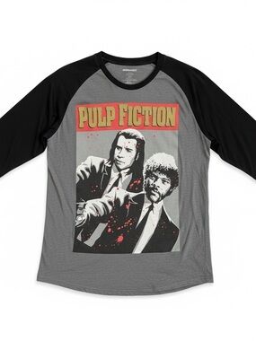 🧶🧵Men’s “PULP FICTION” Baseball Tee ((Like New))🧵🧶